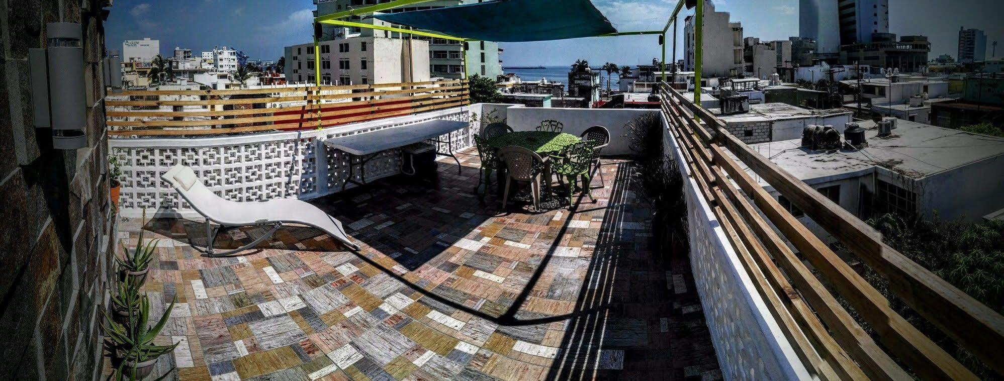 Oyster Hostel Веракруз Екстериор снимка